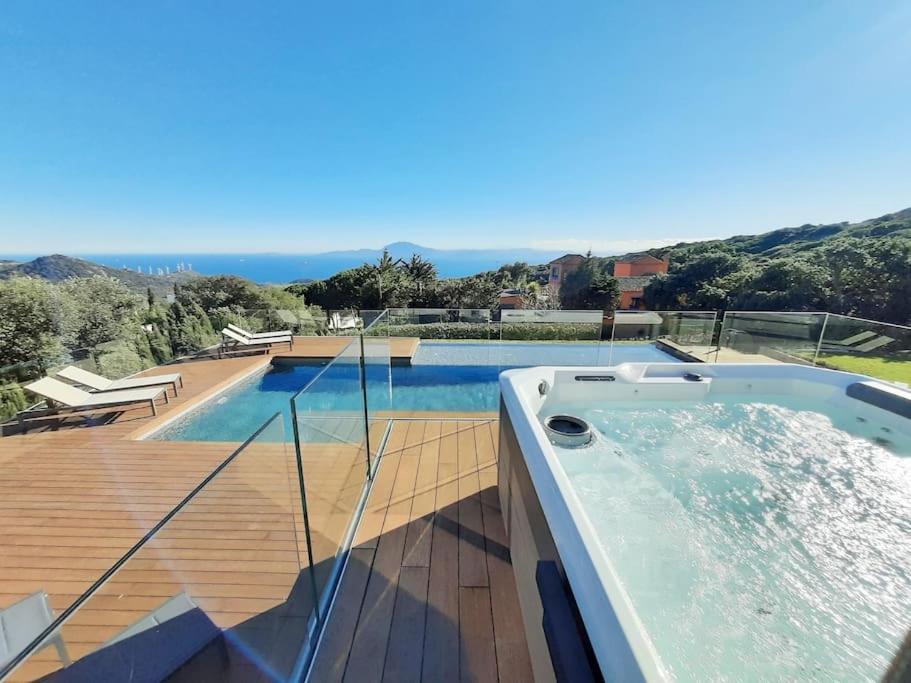 Casa Micheal - Luxury Villa - El Cuarton, ตาริฟา ภายนอก รูปภาพ